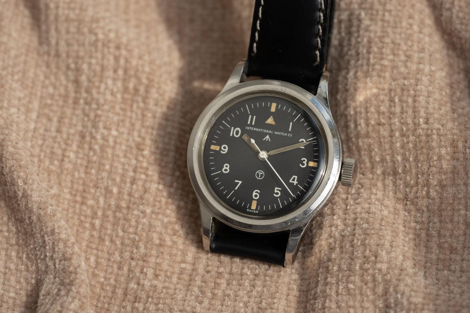 IWC MARK XI と Cartier Santos Galbee (Carre) を買取しました - Arbitro