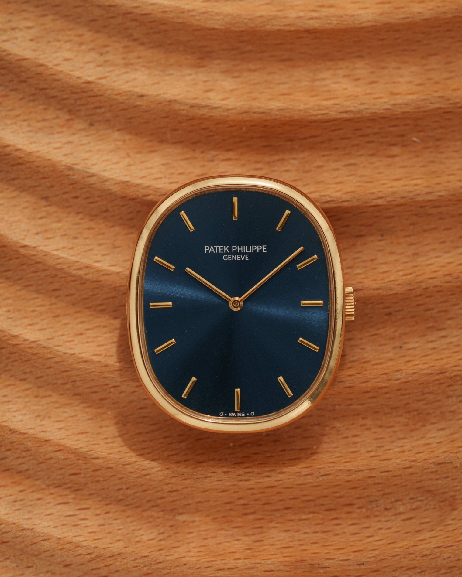 Patek Philippe ゴールデンエリプス 3848 YG ブルーシグマダイアル Watch PATEK PHILIPPE