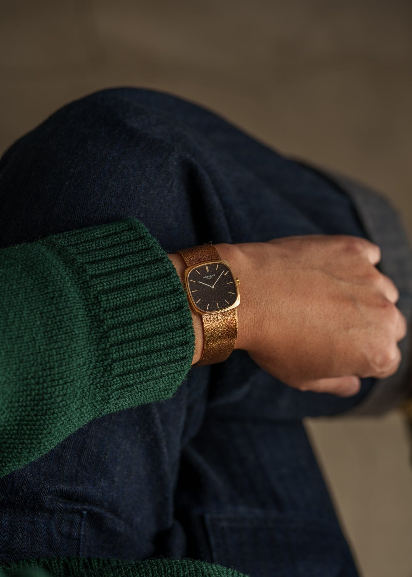 Patek Philippe 3666 クッションケース YG ブラックダイアル 槌目仕上げ Watch PATEK PHILIPPE