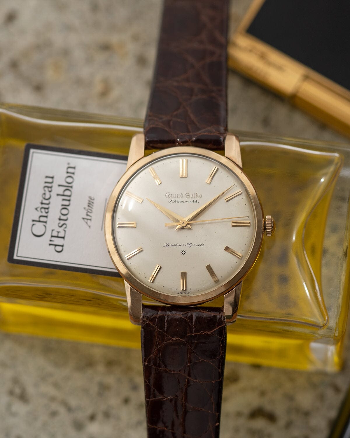 グランドセイコー ファースト J14070 彫り文字盤 Watch SEIKO