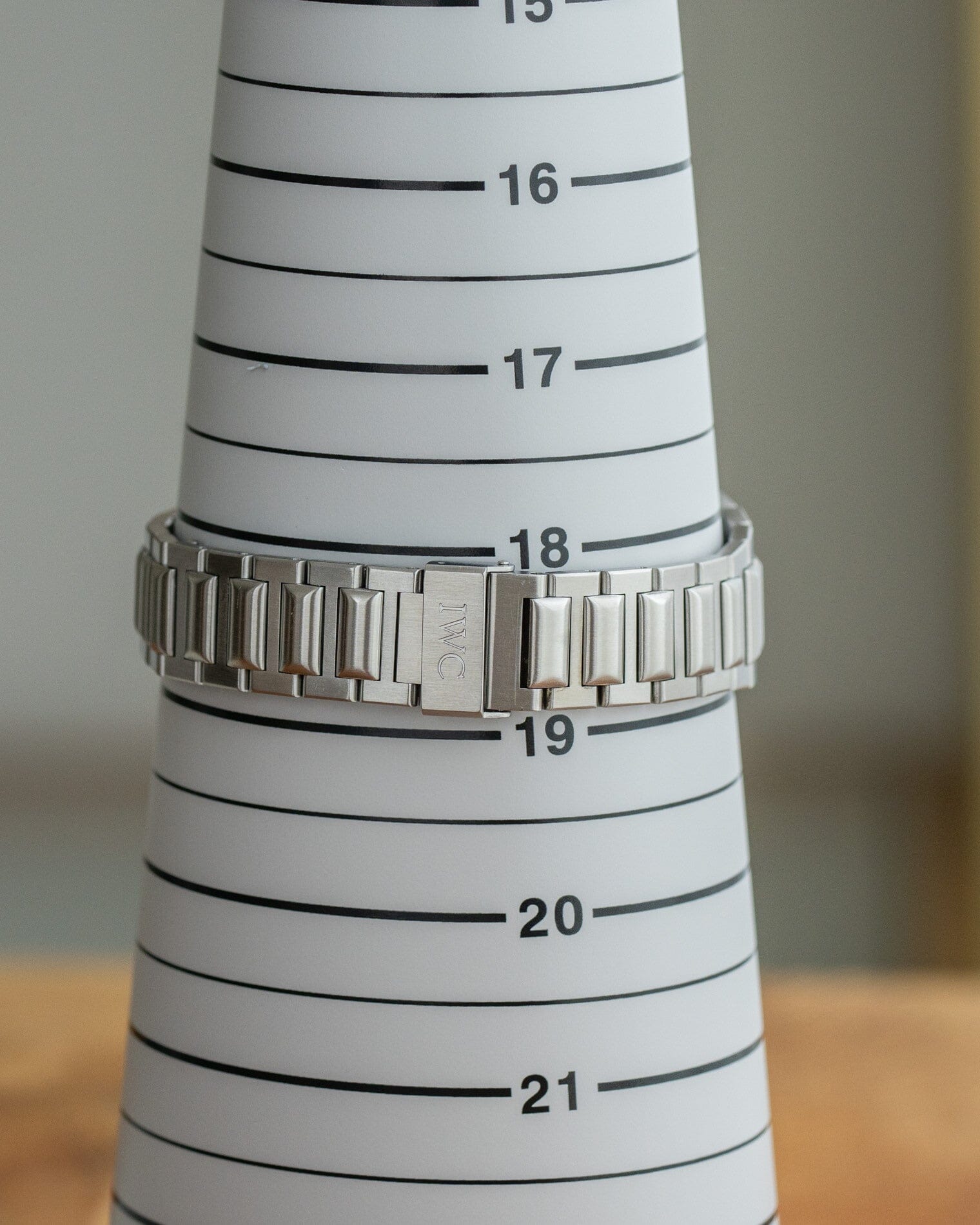 IWC インヂュニア 3521 ブラック 保証書付き Watch IWC