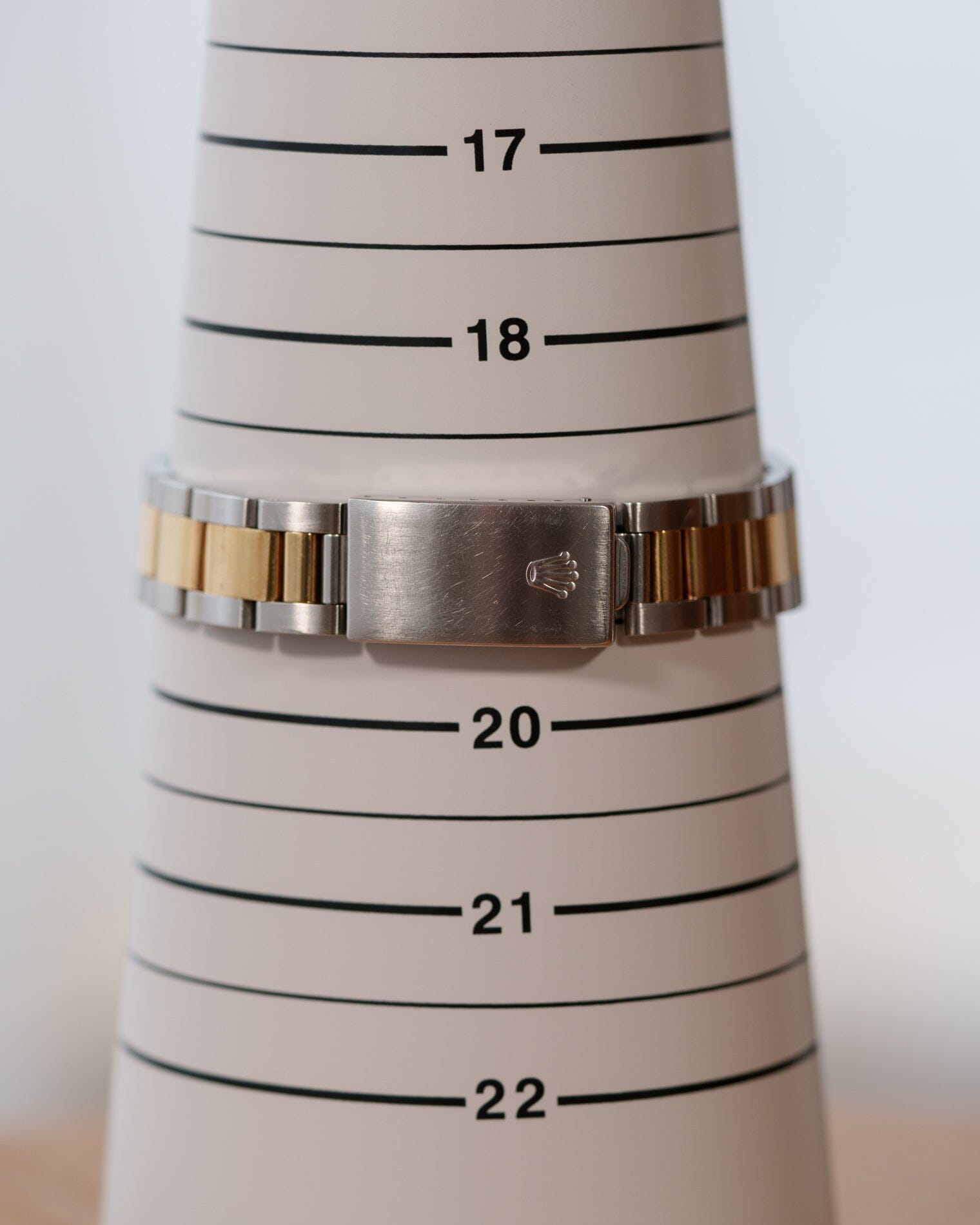 ロレックス オイスターパーペチュアルデイト 15203 SSxYG 箱保証書付き Watch ROLEX