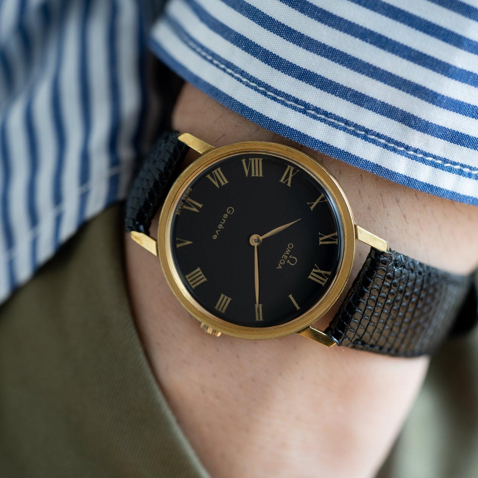 OMEGA Geneve Black Gilt Roman Dial 1970s - Arbitro