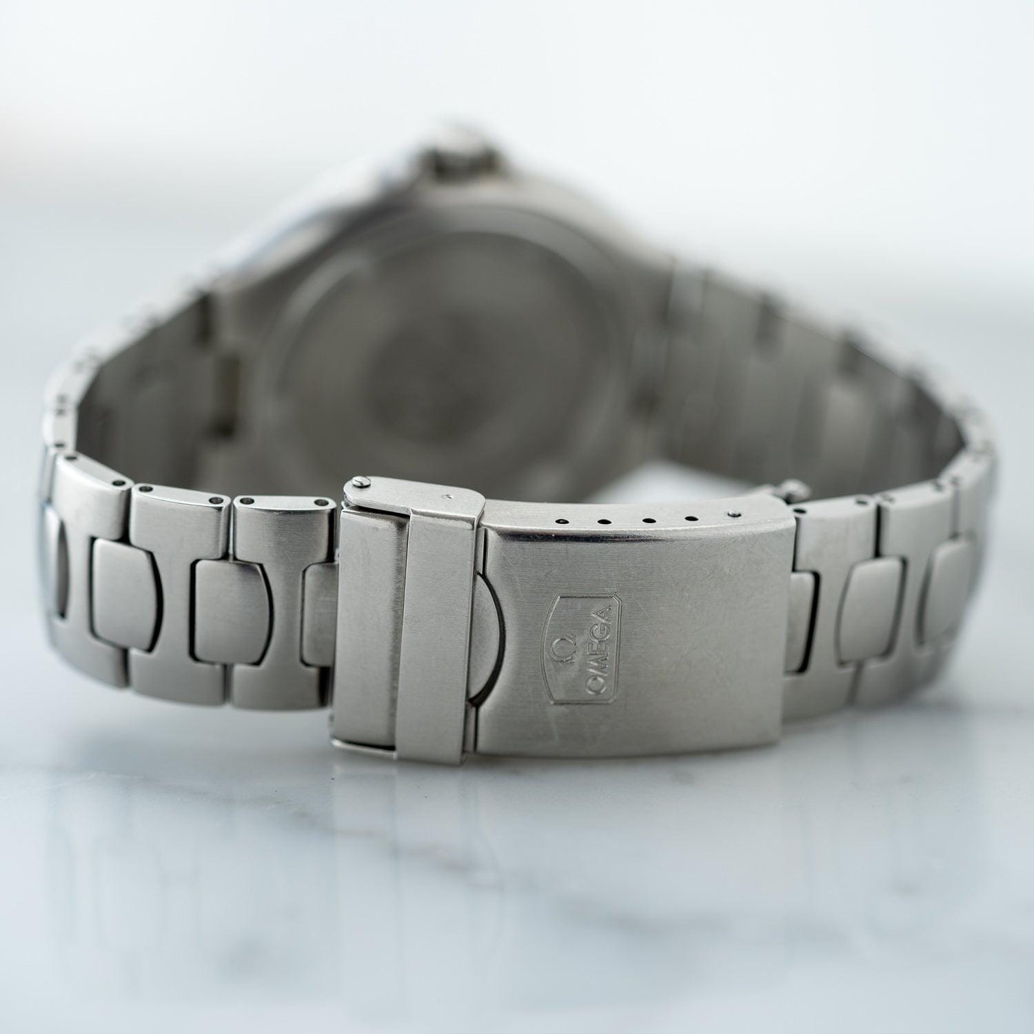 オメガ シーマスター 200 プレボンド 396.1062 / OMEGA Seamaster 200m "Pre-Bond" - Arbitro