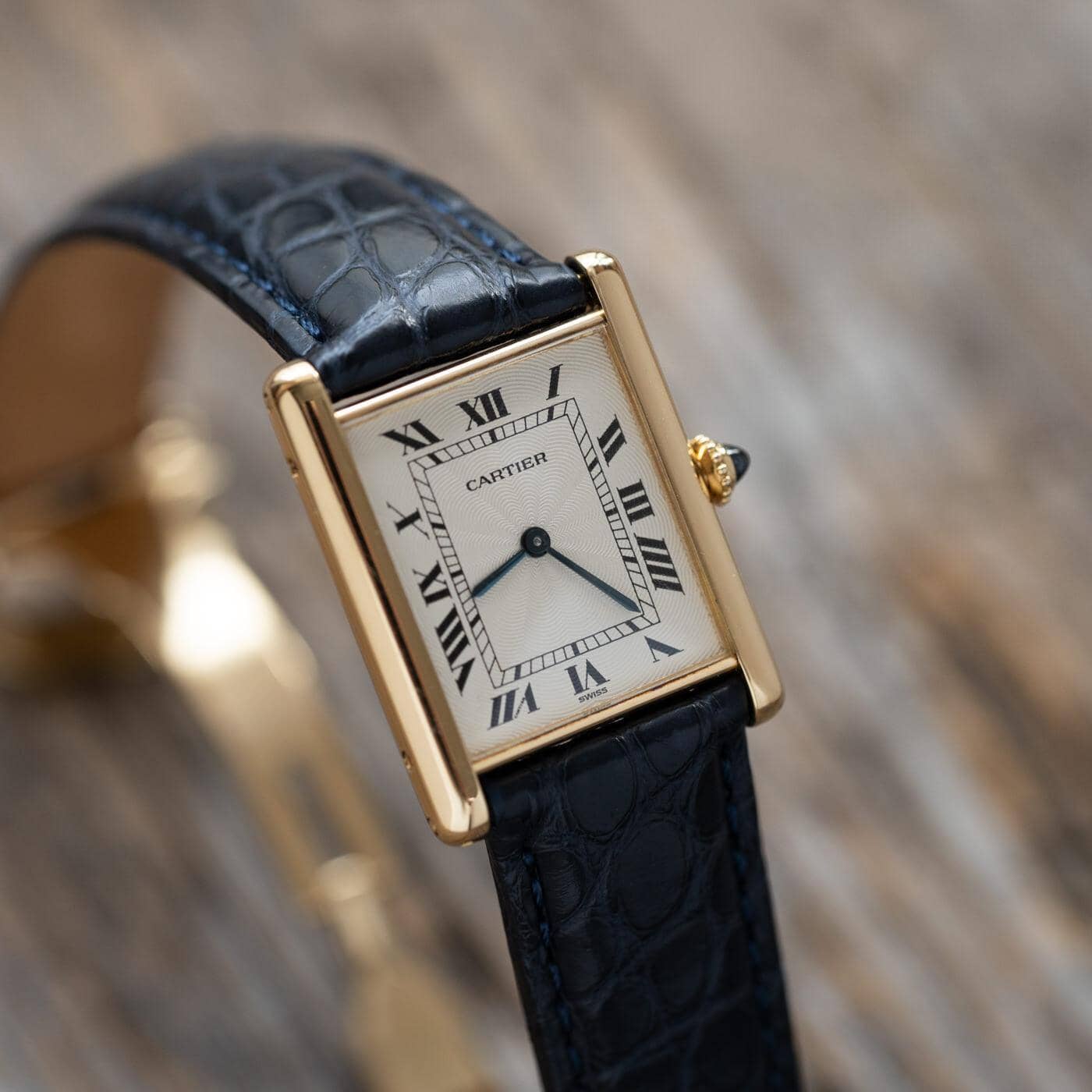 CARTIER Tank Louis Cartier LM 18K YG - Arbitro