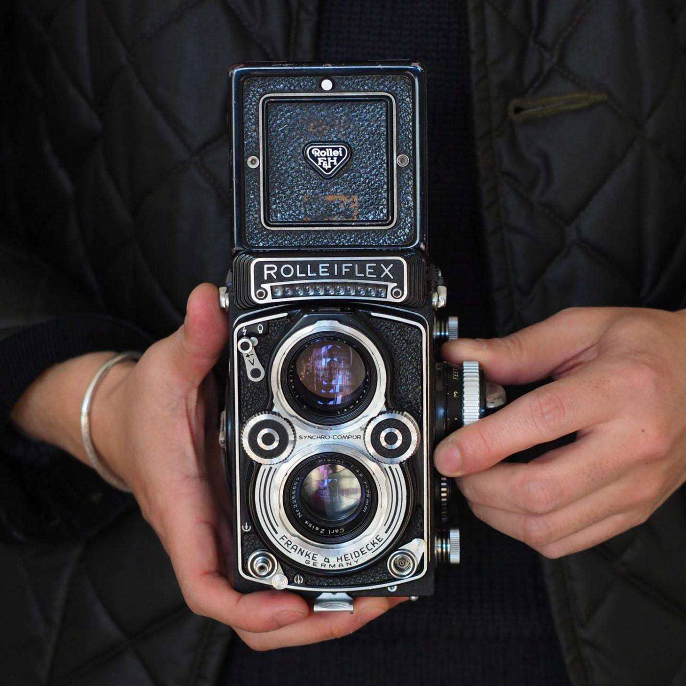 Rolleiflex 3.5F (Planar 75mm f/3.5) - Arbitro
