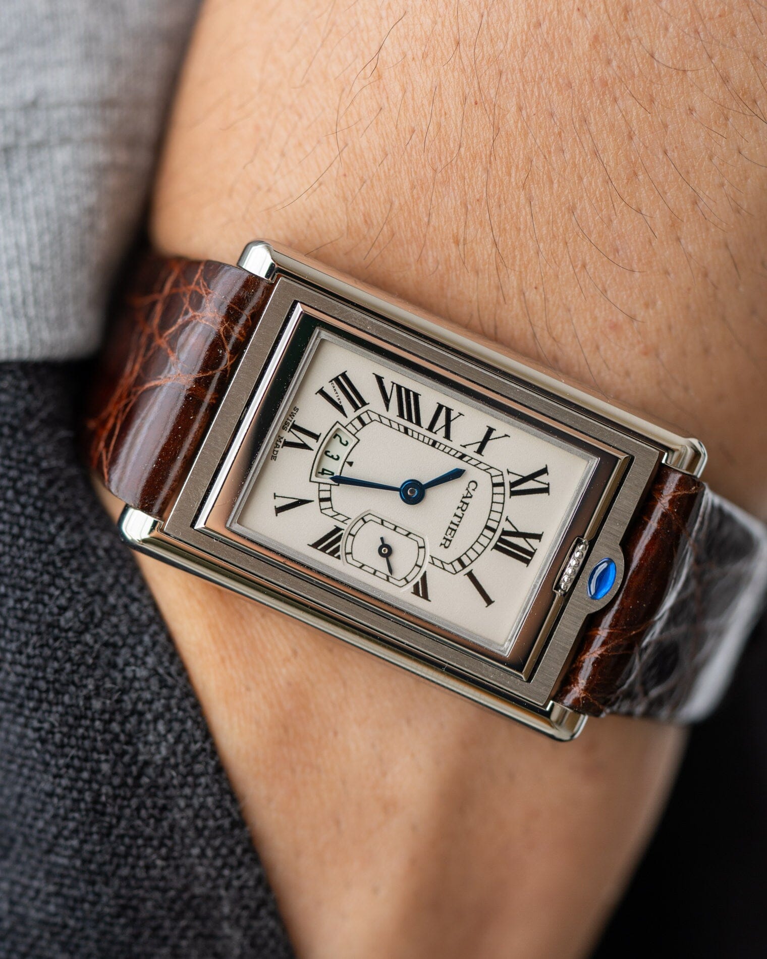 Cartier タンク バスキュラント XL 2522 保証書付き コンプリートサービス済み Watch CARTIER 