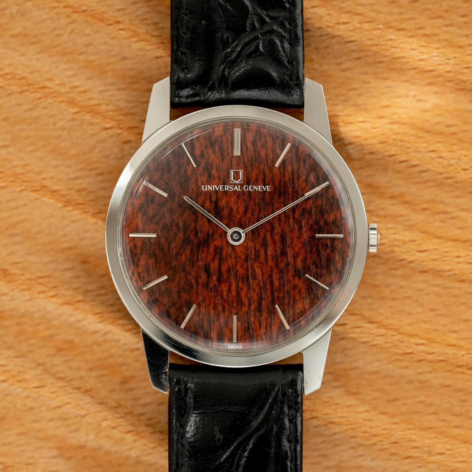 UNIVERSAL GENÉVE Round Wood Dial - Arbitro